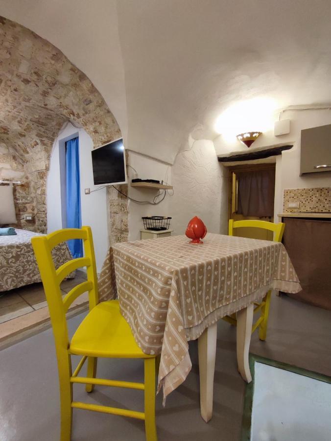 Ostuni- Casa Cisterna Porta San Demetrio Apartment Екстериор снимка